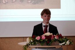 k-maturazeugnisverleihung_104
