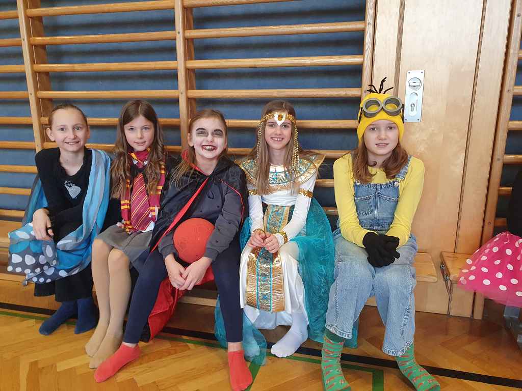 Fasching an unserer Schule – Turnier & Party
