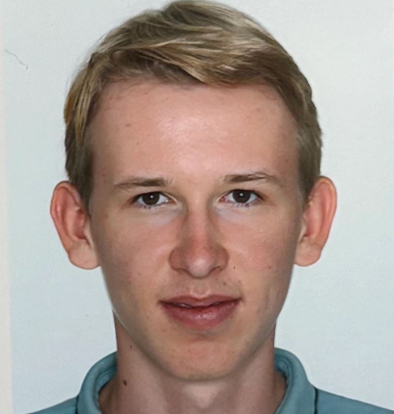 <p>Lucas TSCHINKEL <br />(7ai)</p>